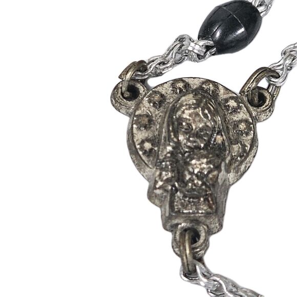 Vintage Rosary Made in Italy Black Oval Beads with Silver Tone Crucifix 18in - Picture 5 of 12